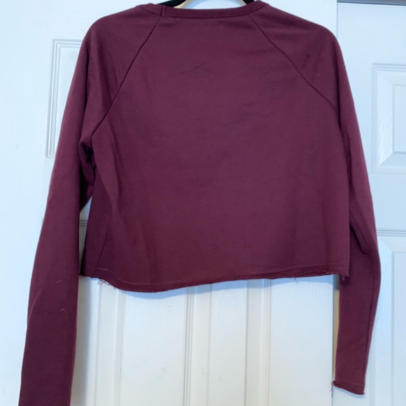 Cropped Sweater - Picture 4 of 4